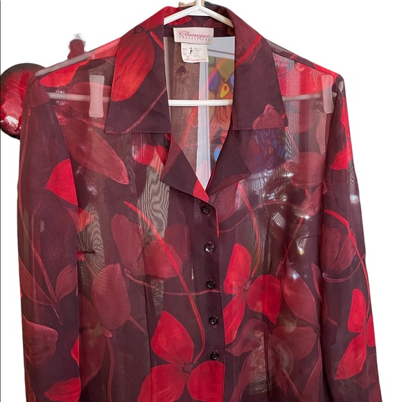 Sheer Floral Blouse - Picture 2 of 3